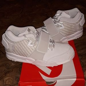 Nike Air Trainer "Victor Cruz"